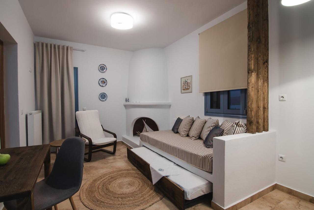 Kallisti Studios & Apartments Скирос Экстерьер фото