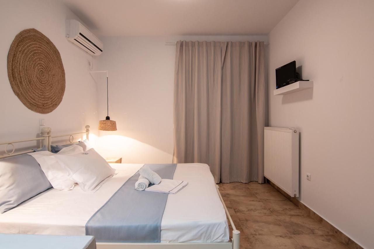 Kallisti Studios & Apartments Скирос Экстерьер фото